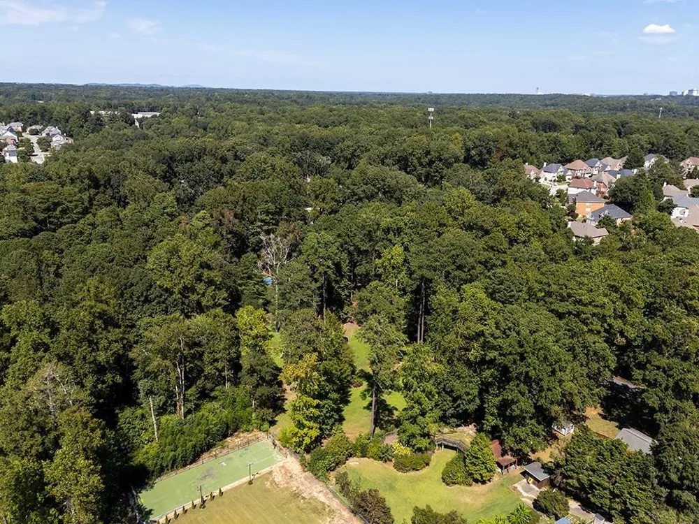 4398 King Valley Drive SE Smyrna, GA 30082