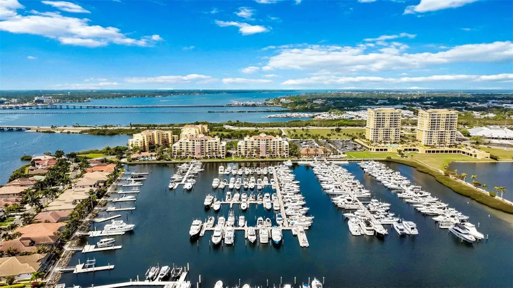 606 RIVIERA DUNES WAY #601 Palmetto, FL 34221