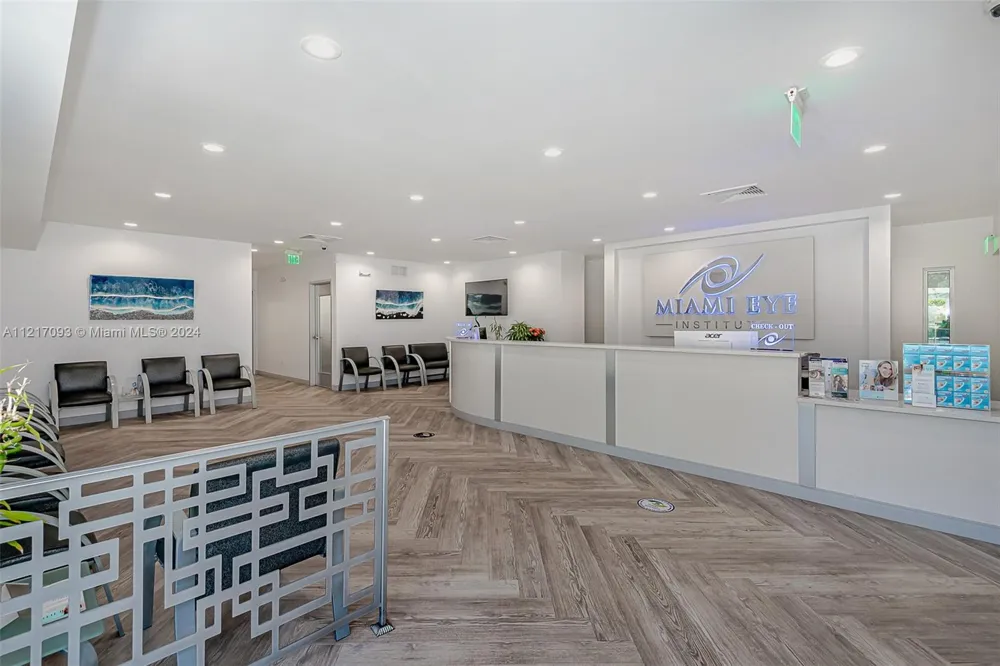 7700 Davie Road Ext Hollywood, FL 33024