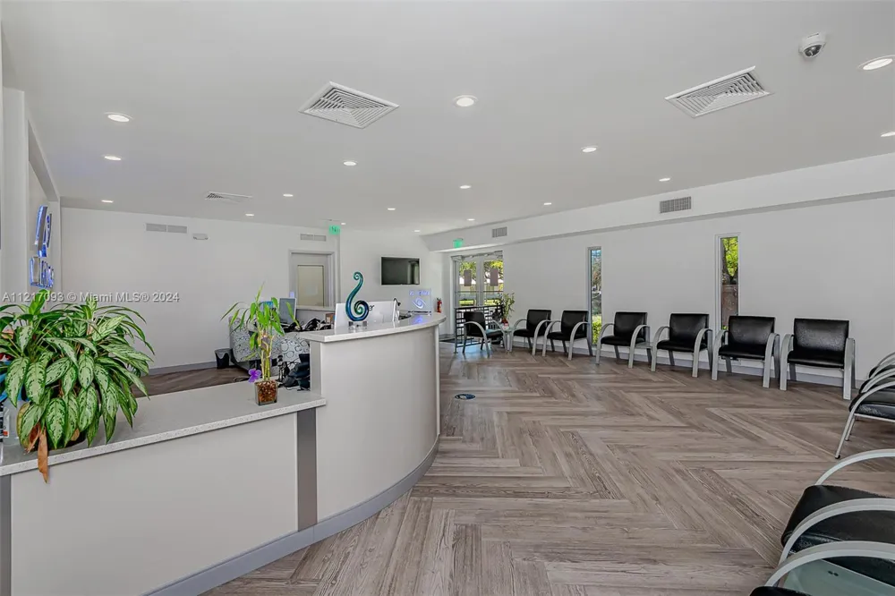 7700 Davie Road Ext Hollywood, FL 33024