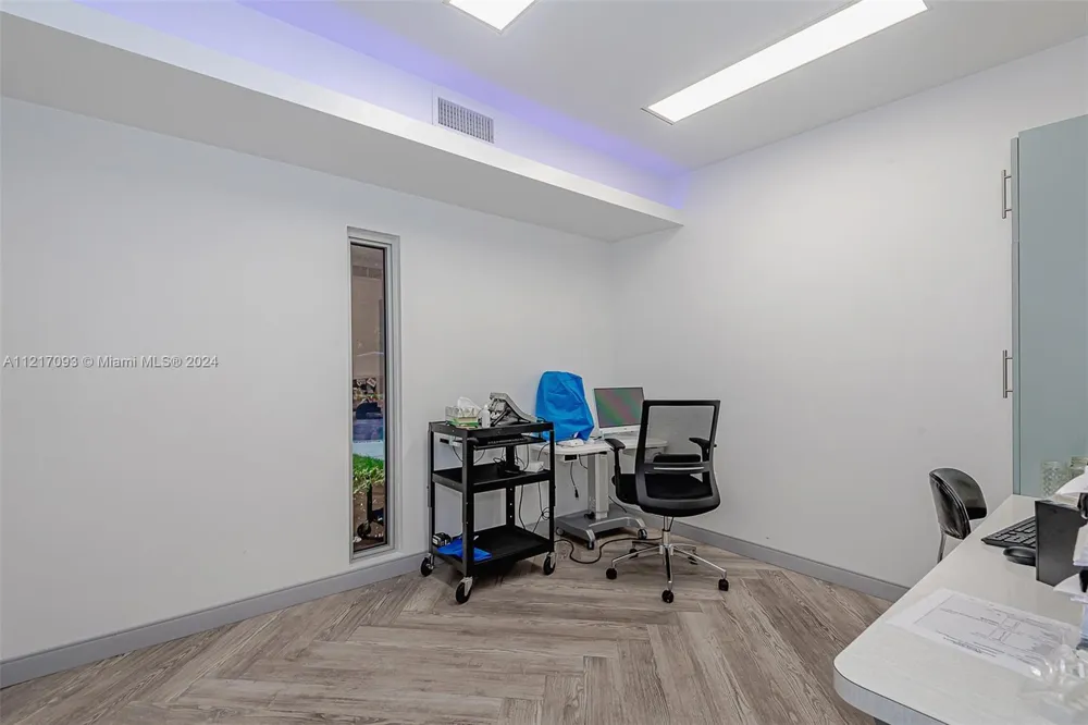 7700 Davie Road Ext Hollywood, FL 33024