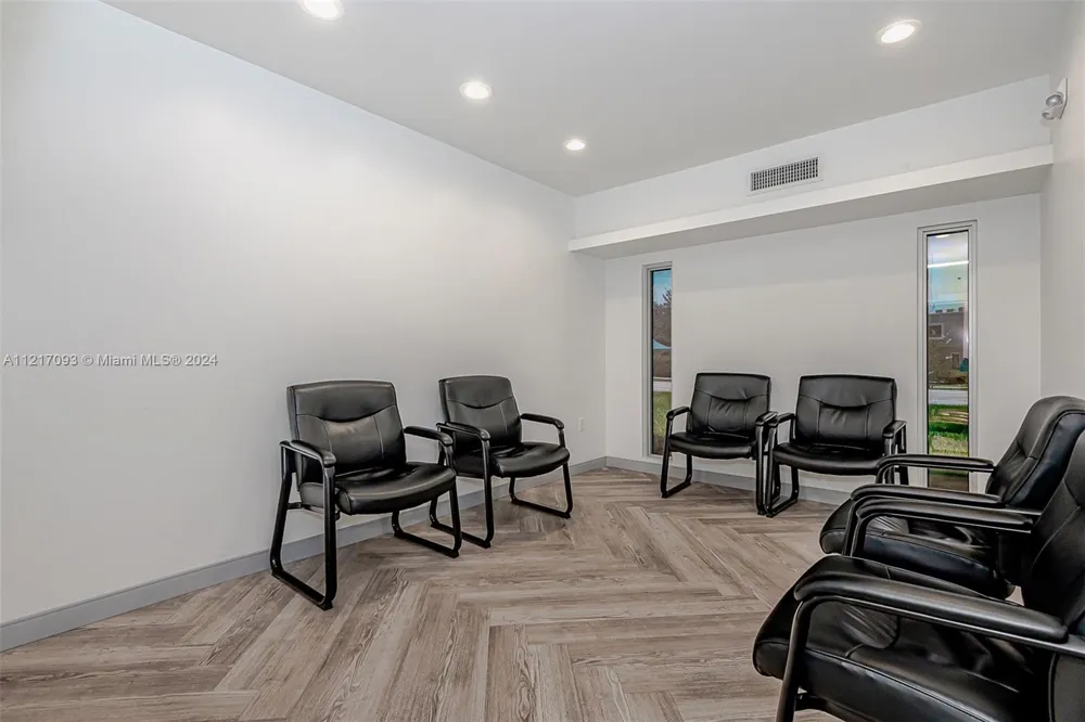 7700 Davie Road Ext Hollywood, FL 33024