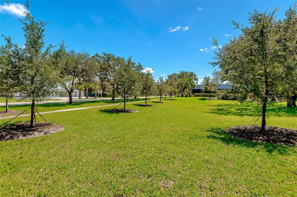 7700 Davie Road Ext Hollywood, FL 33024