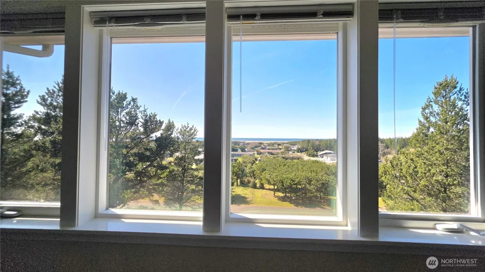 35602 J PLACE Ocean Park, WA 98640