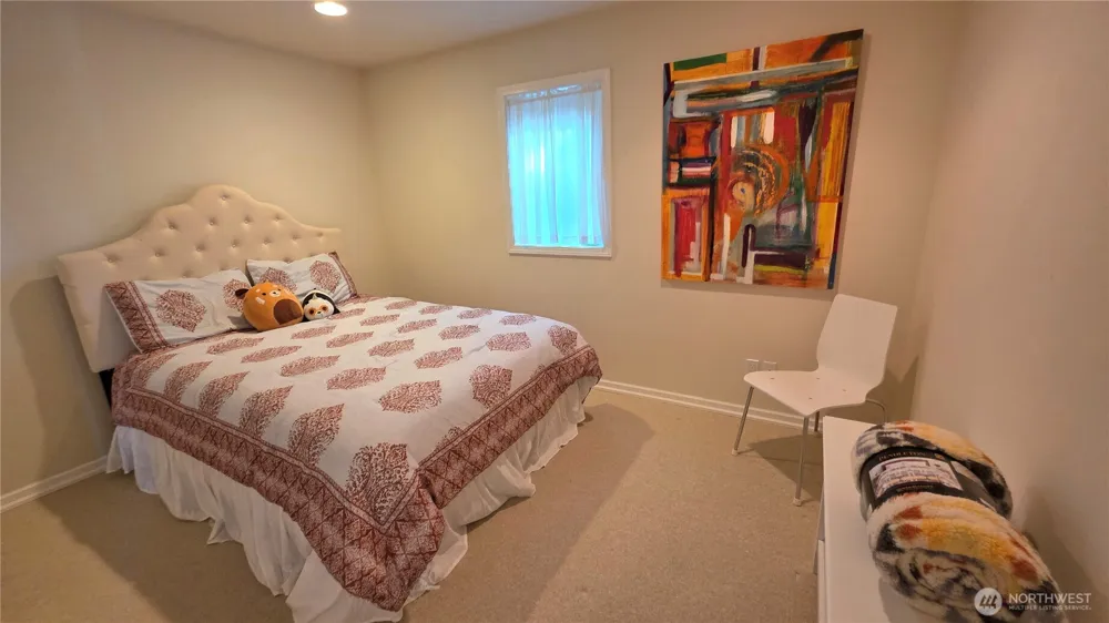 35602 J PLACE Ocean Park, WA 98640