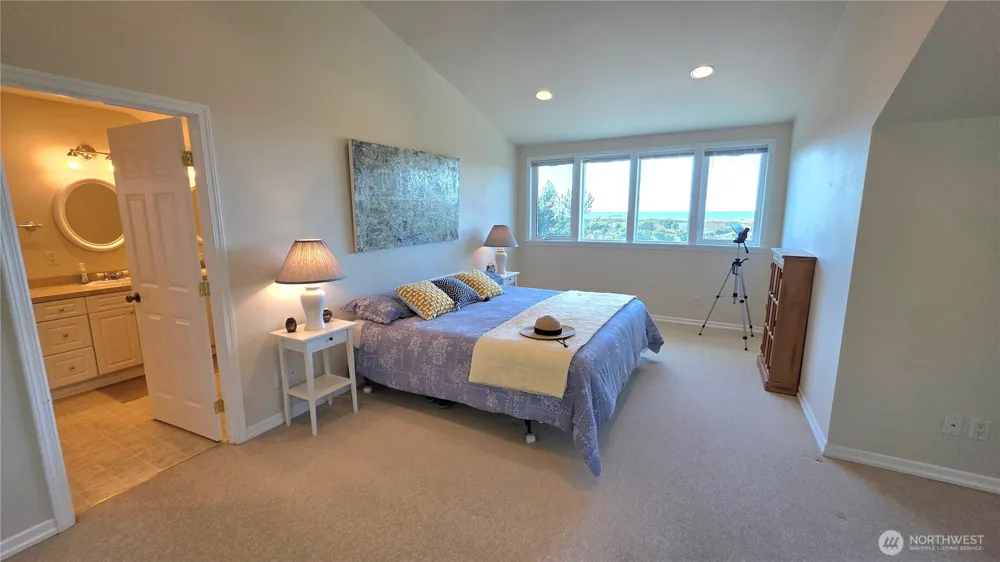 35602 J PLACE Ocean Park, WA 98640