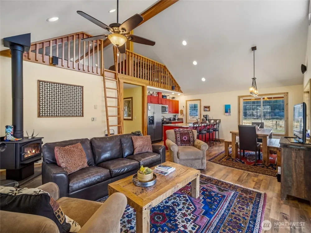 1721 Aeneas Valley Road Tonasket, WA 98855