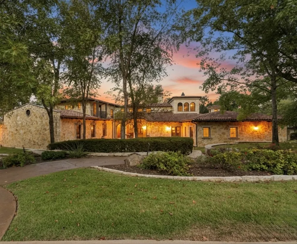 4573 Cascades Shoreline Drive Tyler, TX 75709