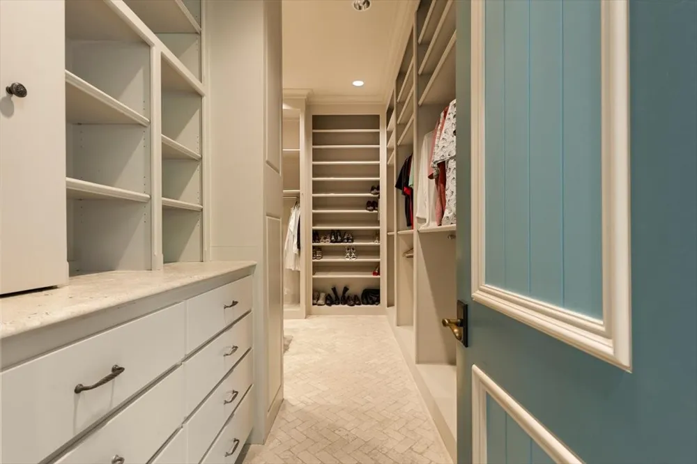 4573 Cascades Shoreline Drive Tyler, TX 75709