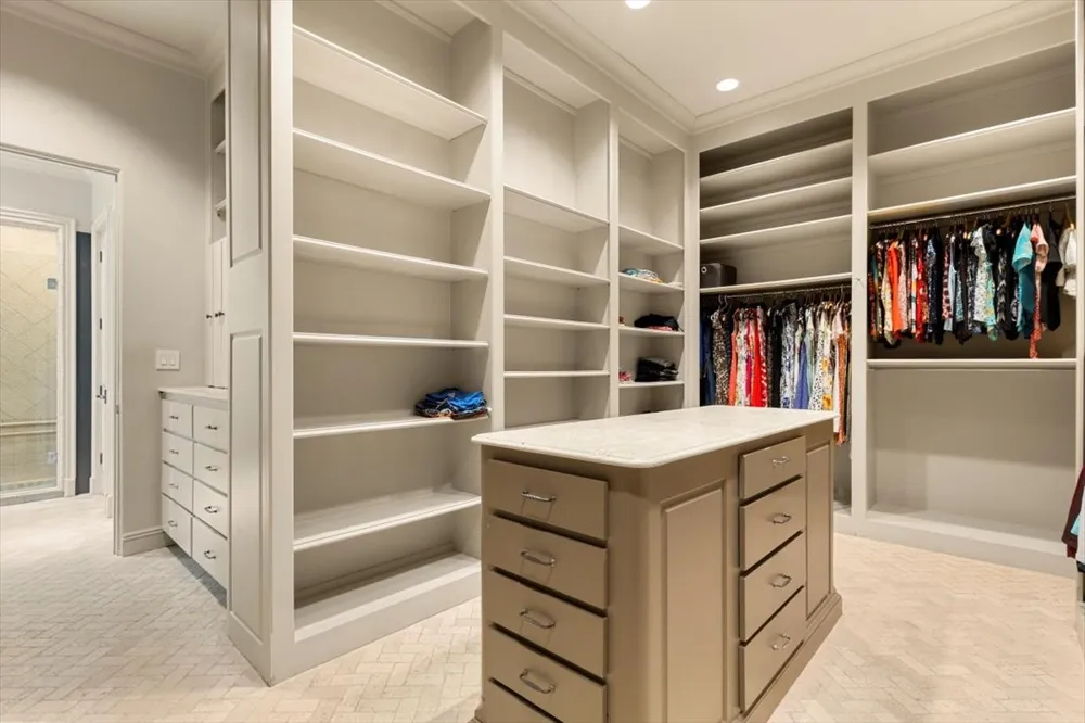 4573 Cascades Shoreline Drive Tyler, TX 75709