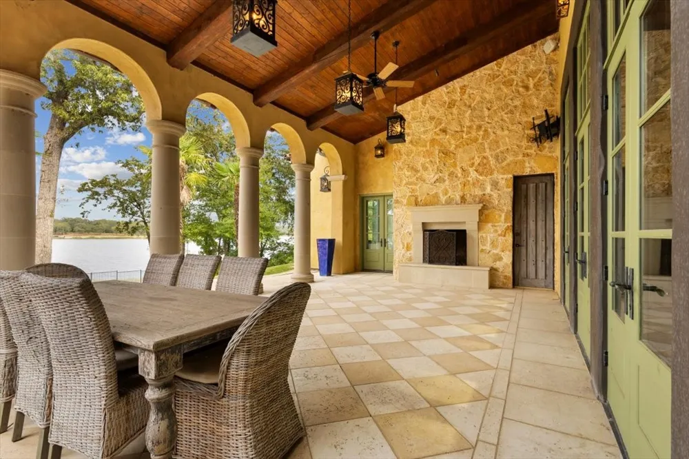 4573 Cascades Shoreline Drive Tyler, TX 75709