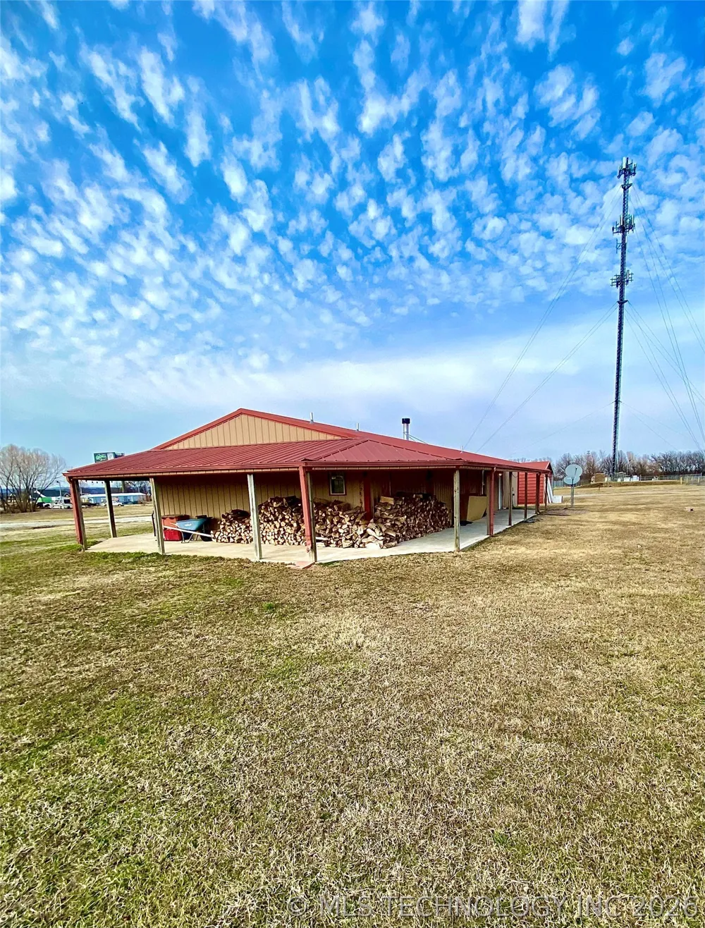 10092 Kennys Trucks Drive Mounds, OK 74047