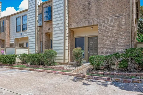 8299 Cambridge Street #1705