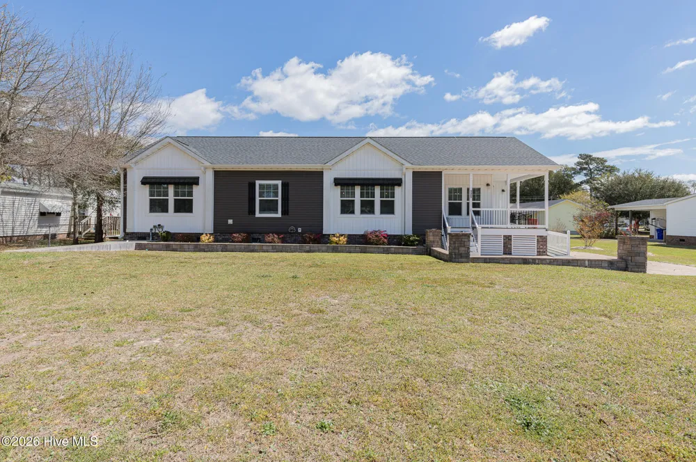 125 Lejeune Road Cape Carteret, NC 28584
