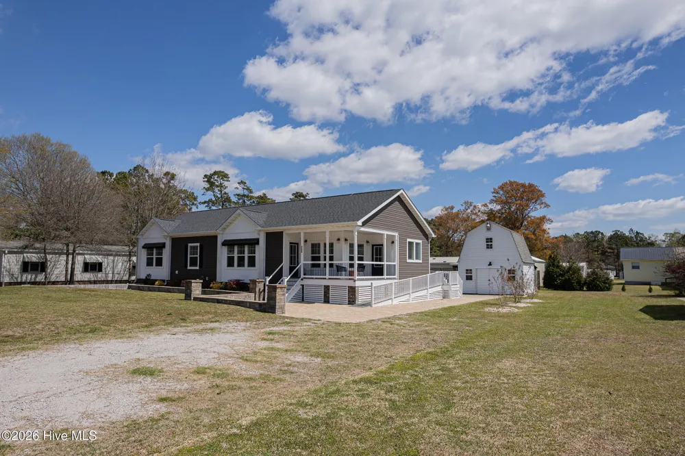125 Lejeune Road Cape Carteret, NC 28584