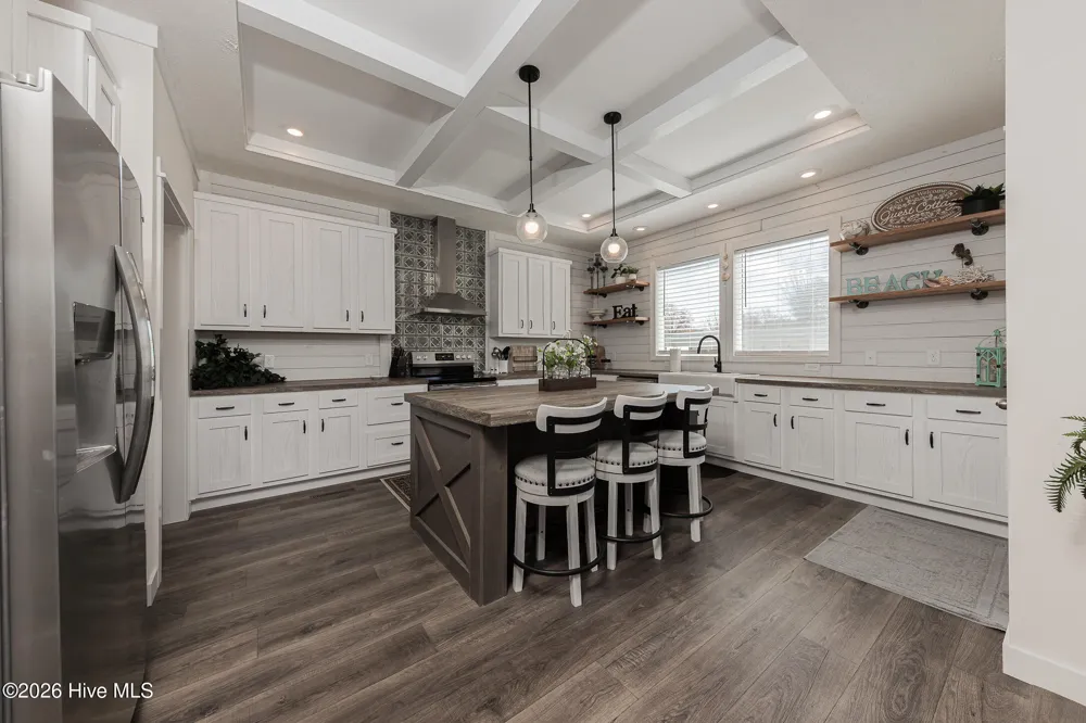 125 Lejeune Road Cape Carteret, NC 28584
