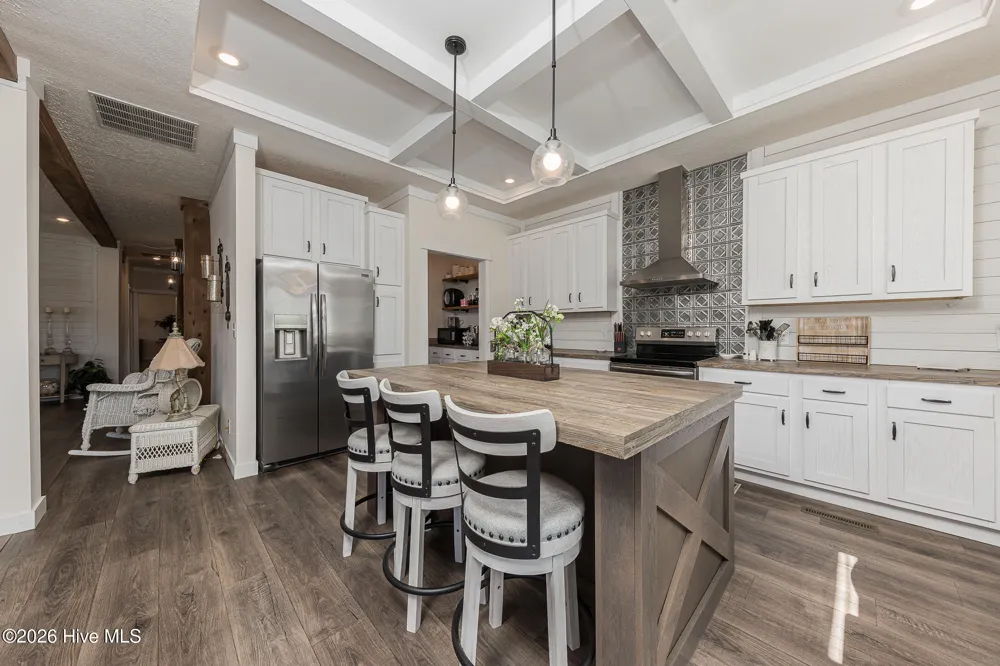 125 Lejeune Road Cape Carteret, NC 28584