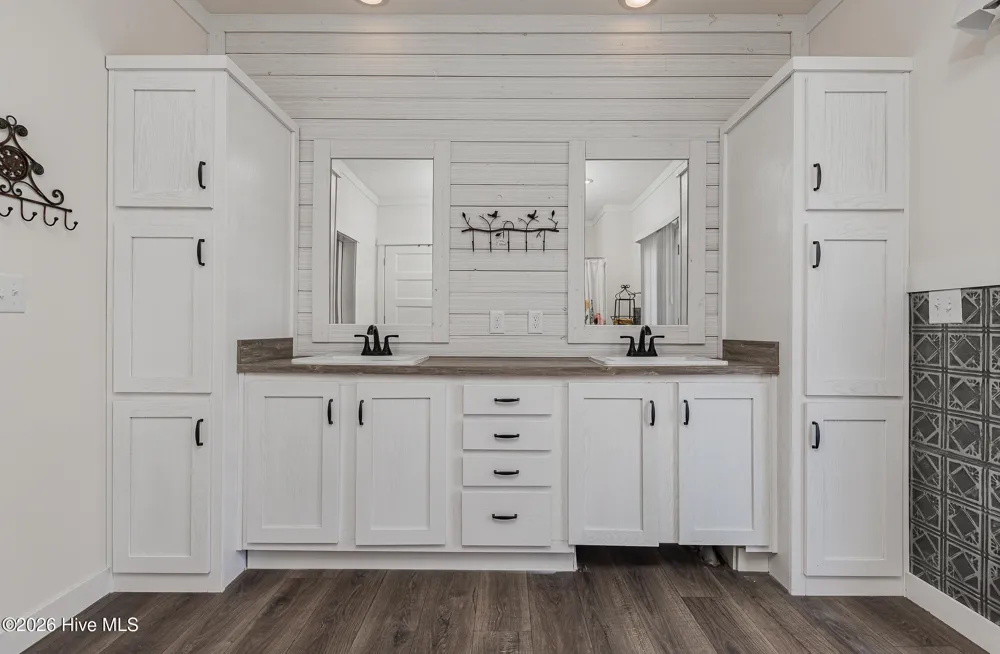 125 Lejeune Road Cape Carteret, NC 28584
