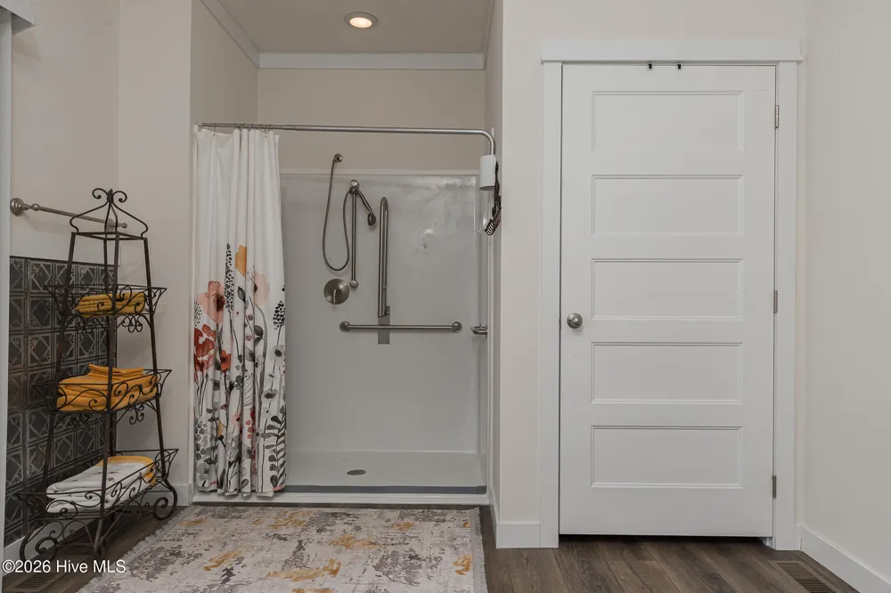 125 Lejeune Road Cape Carteret, NC 28584