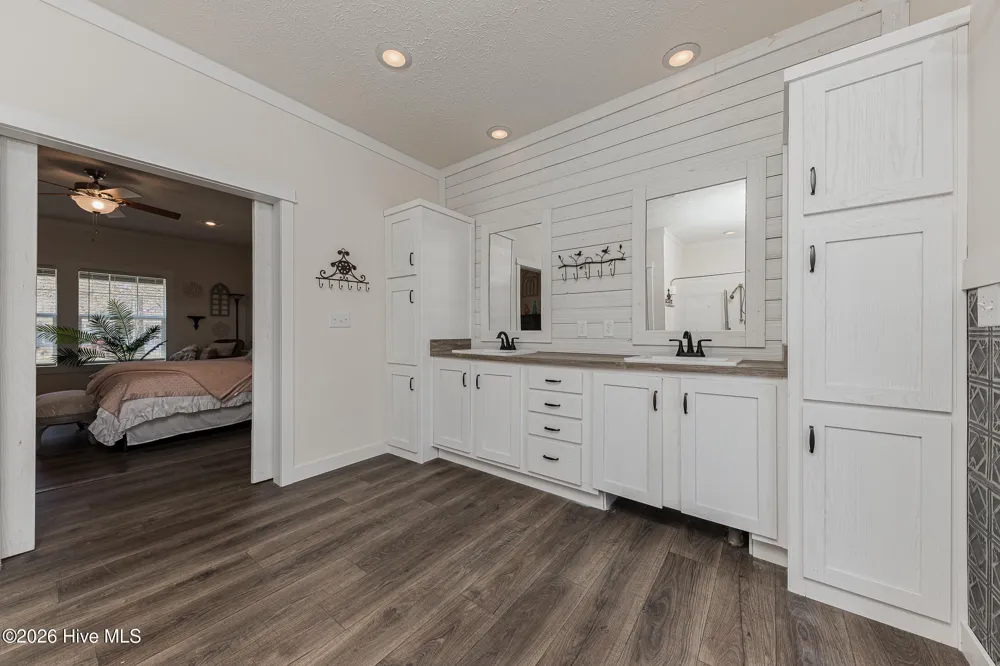 125 Lejeune Road Cape Carteret, NC 28584