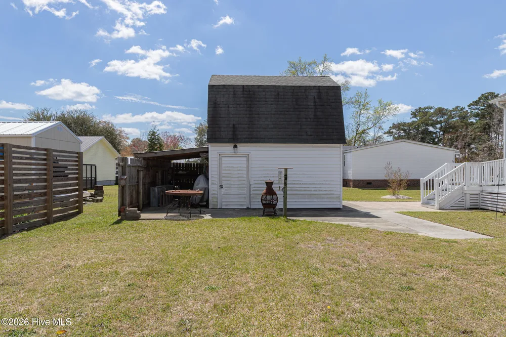 125 Lejeune Road Cape Carteret, NC 28584