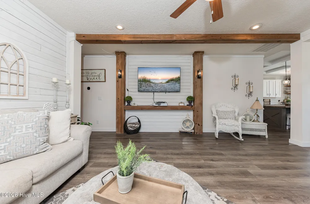 125 Lejeune Road Cape Carteret, NC 28584