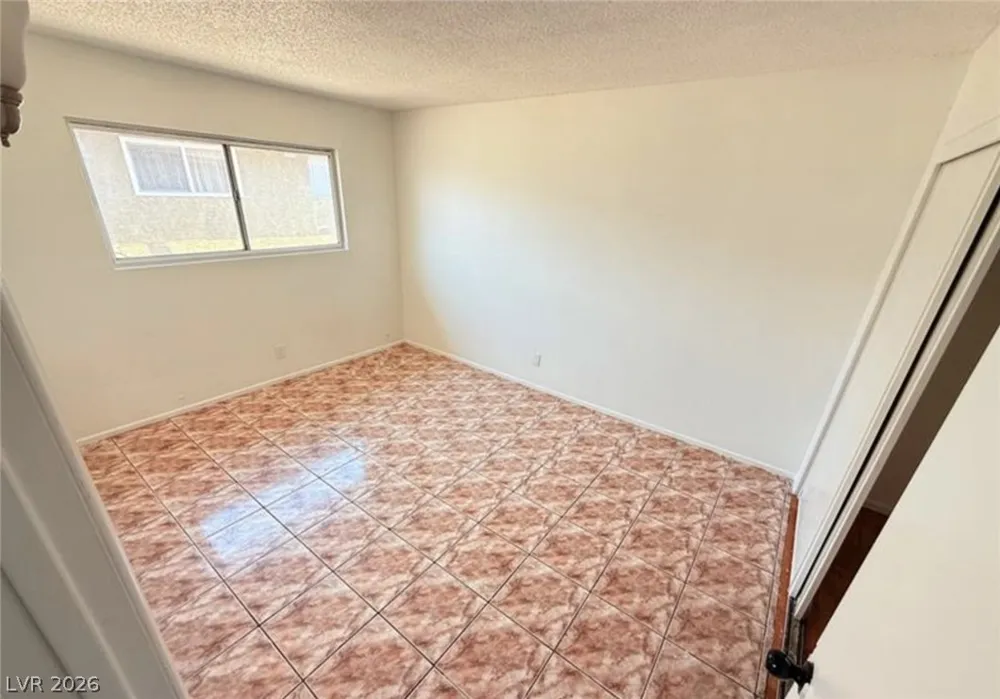 536 North Circle Las Vegas, NV 89119