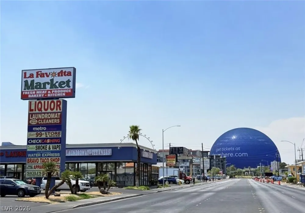 536 North Circle Las Vegas, NV 89119