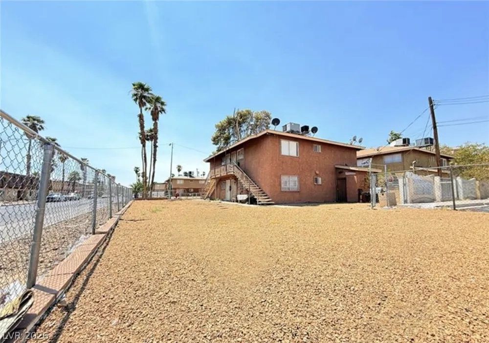 536 North Circle Las Vegas, NV 89119