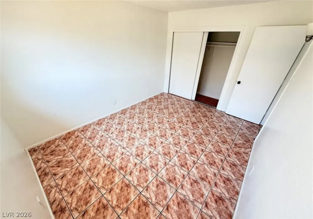 536 North Circle Las Vegas, NV 89119
