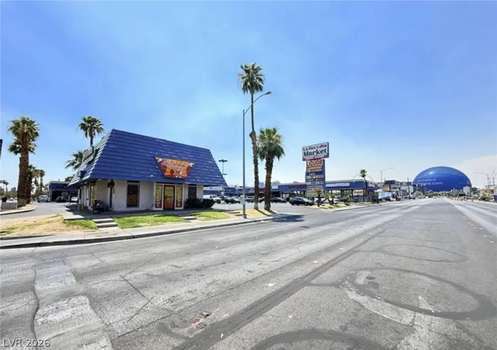536 North Circle Las Vegas, NV 89119