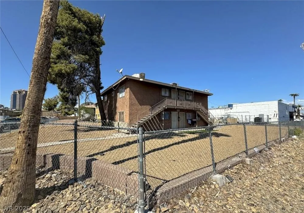 536 North Circle Las Vegas, NV 89119