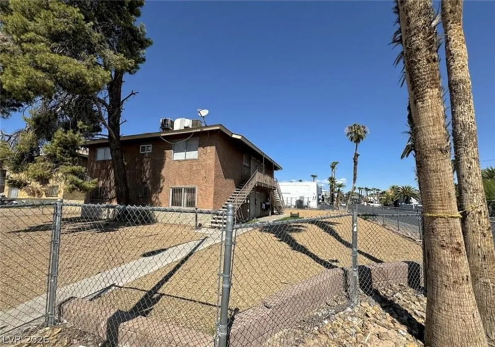 536 North Circle Las Vegas, NV 89119
