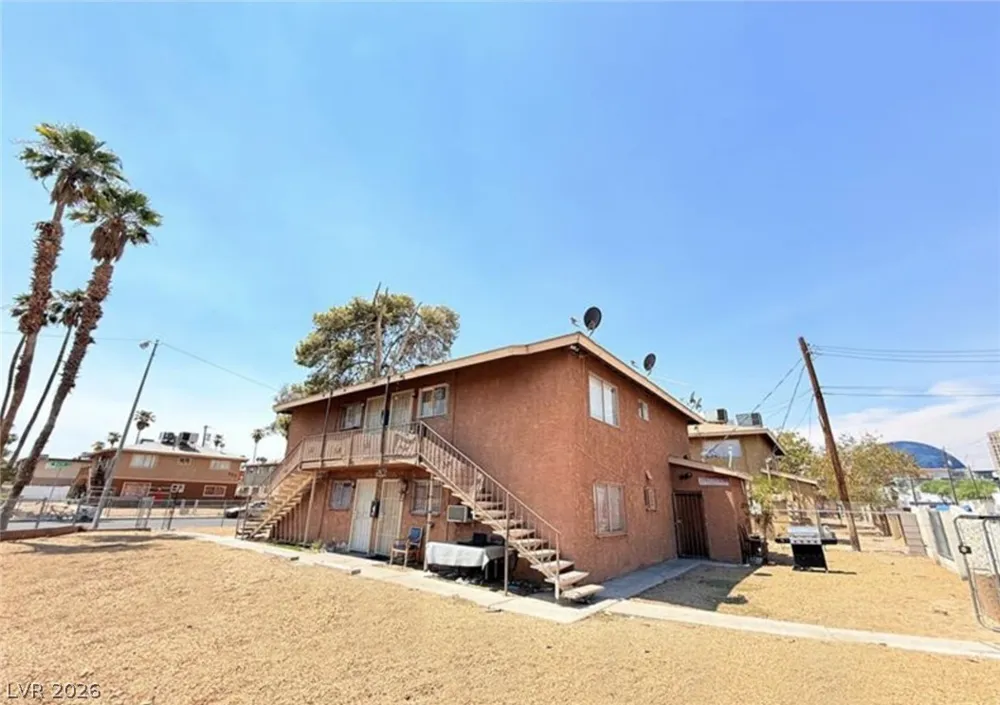 536 North Circle Las Vegas, NV 89119