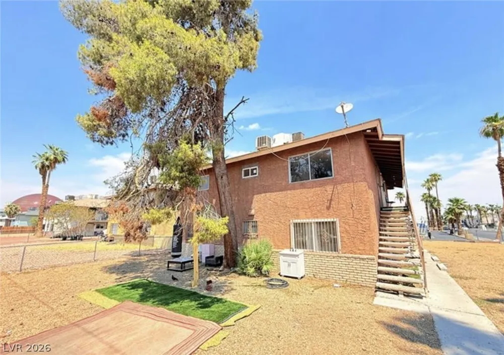 536 North Circle Las Vegas, NV 89119