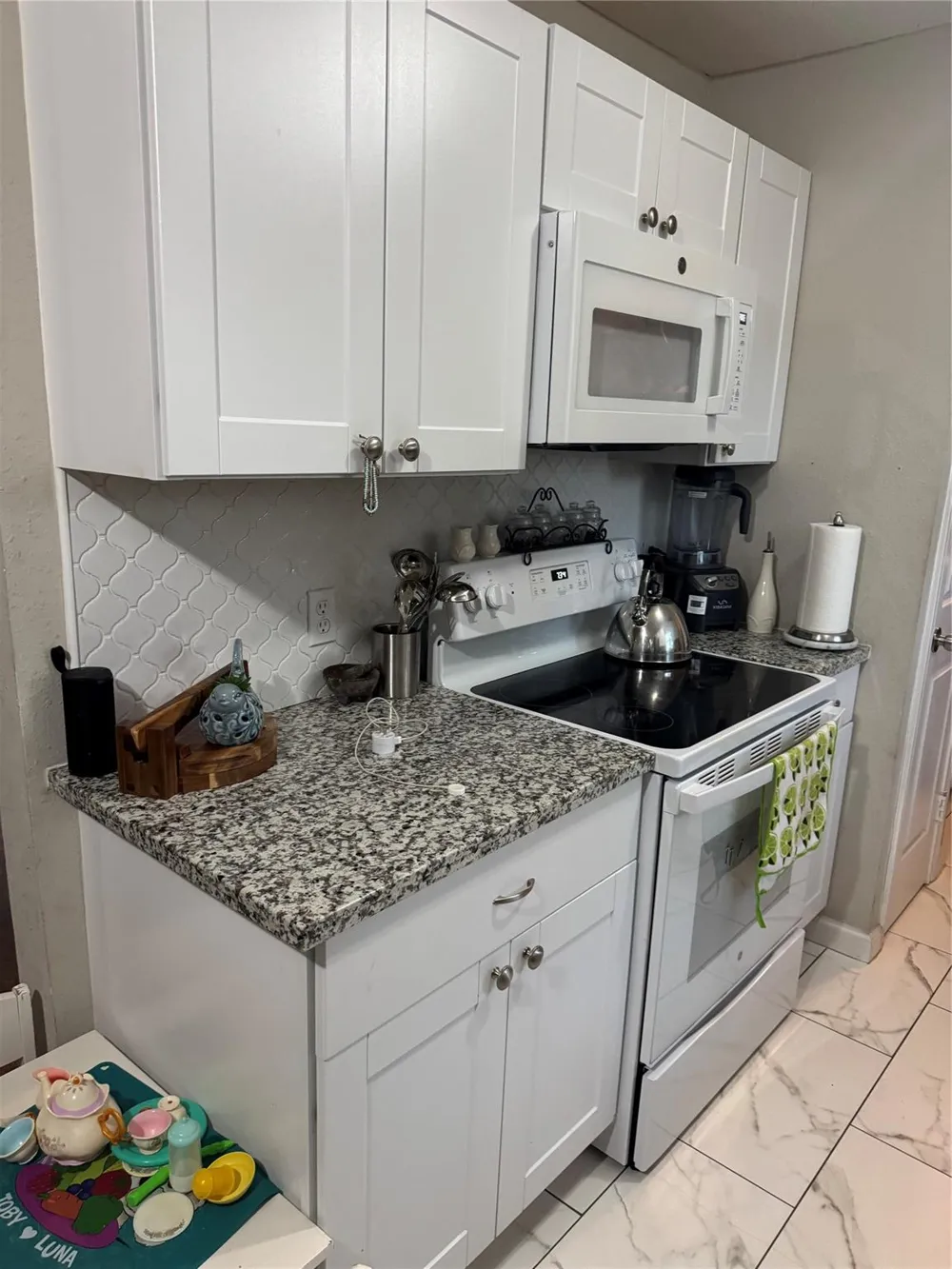 632 Sharon Street Prairie View, TX 77484