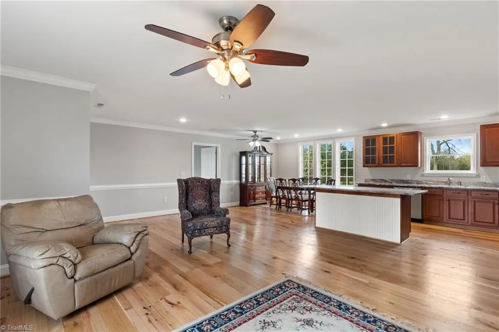 3627 Nc Highway 801 Mocksville, NC 27028