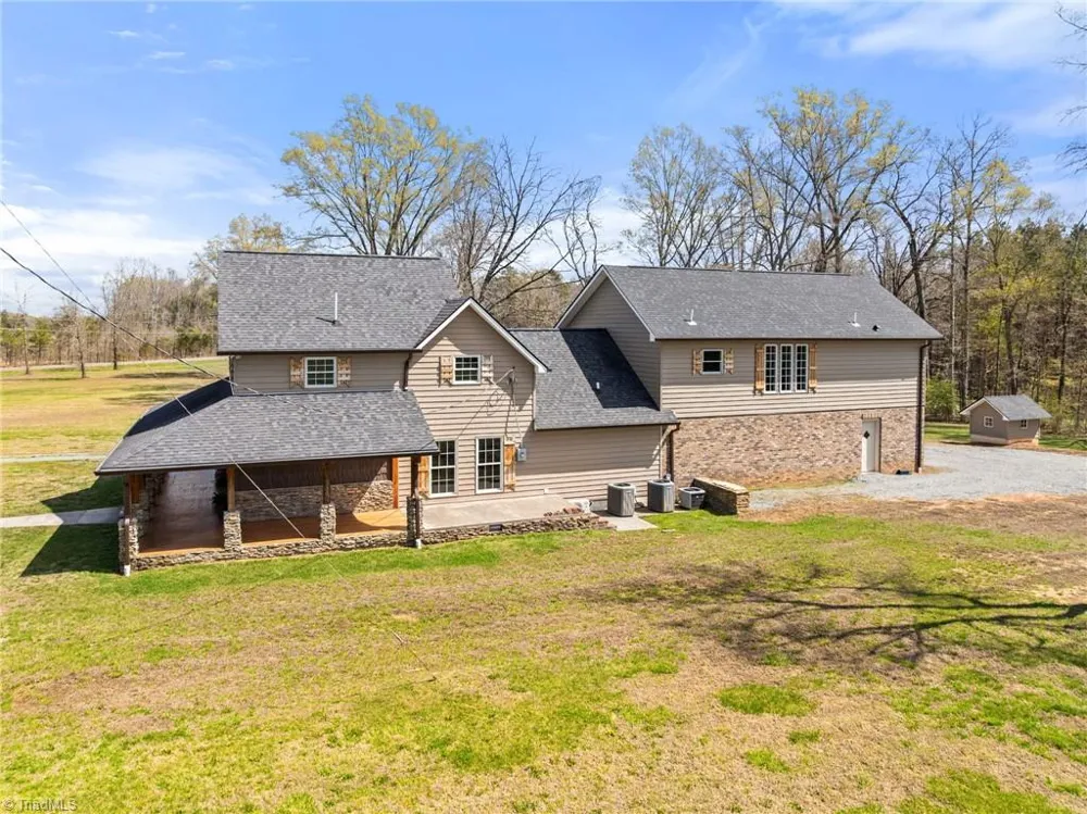 3627 Nc Highway 801 Mocksville, NC 27028