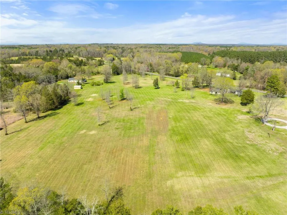 3627 Nc Highway 801 Mocksville, NC 27028