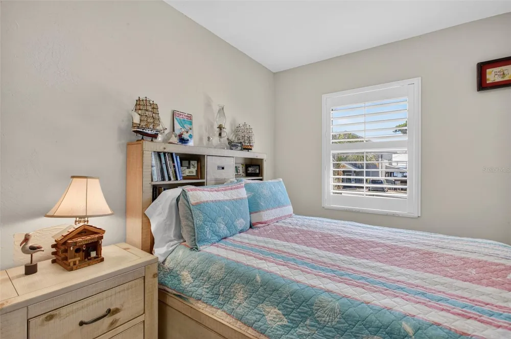 105 CENTRAL AVENUE Crescent City, FL 32112