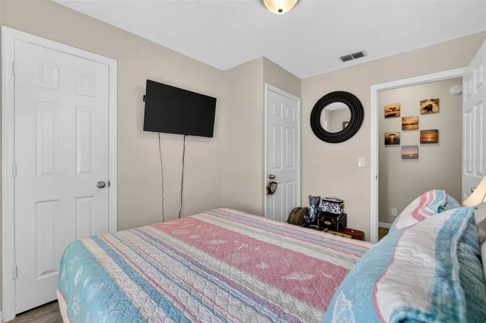 105 CENTRAL AVENUE Crescent City, FL 32112