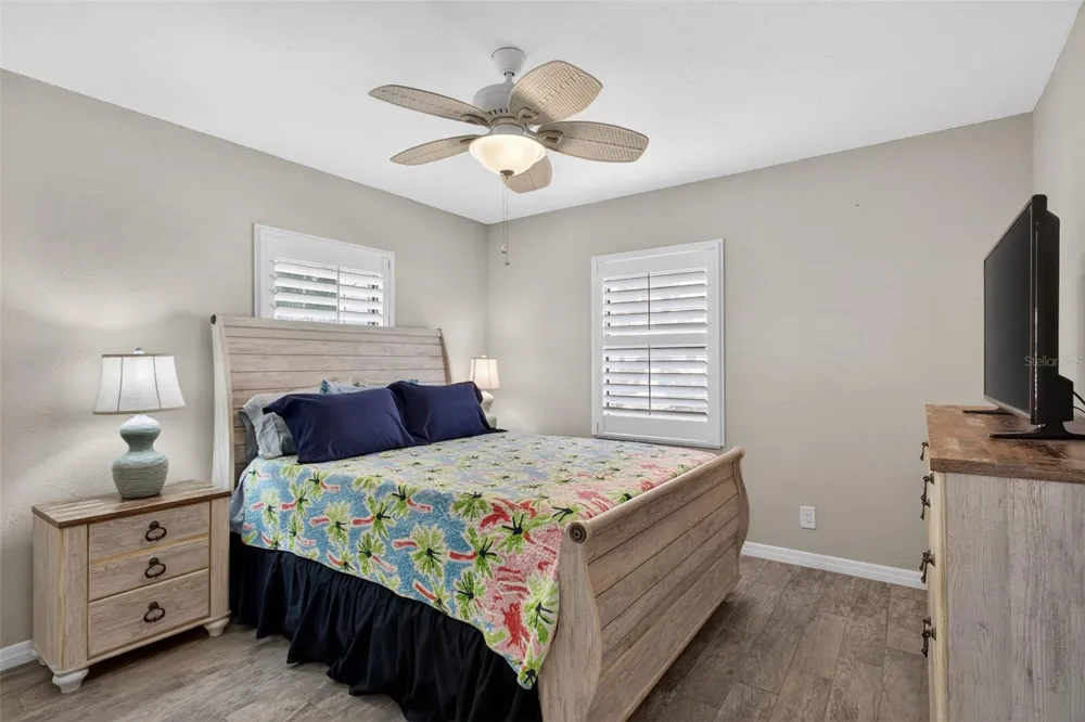 105 CENTRAL AVENUE Crescent City, FL 32112