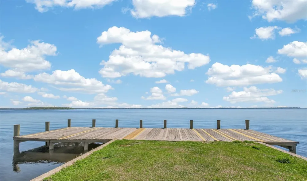 105 CENTRAL AVENUE Crescent City, FL 32112