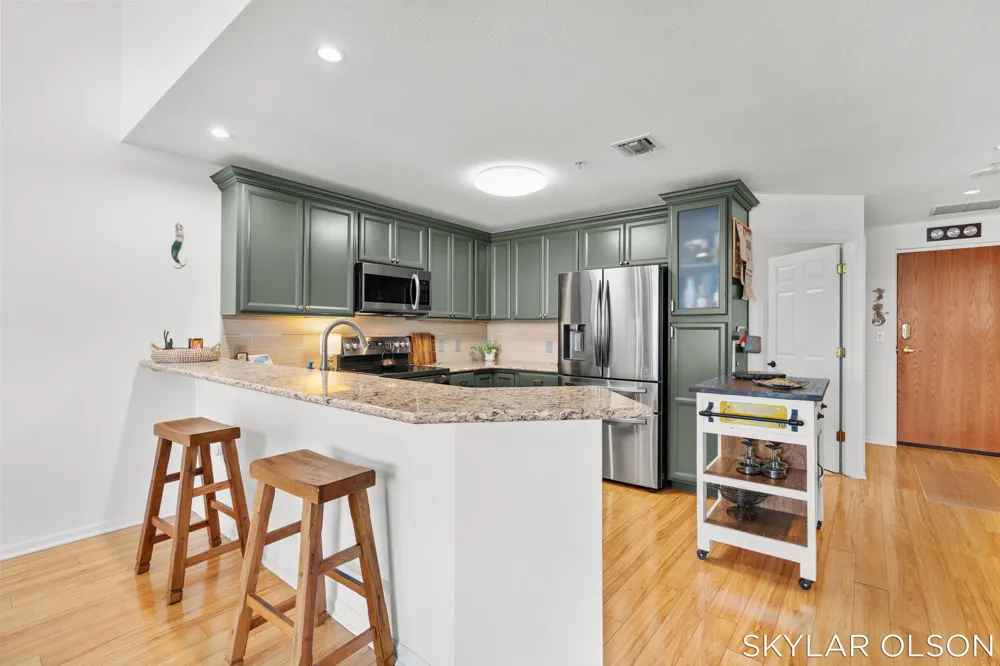2964 Lakeshore Drive #E701 Muskegon City, MI 49441