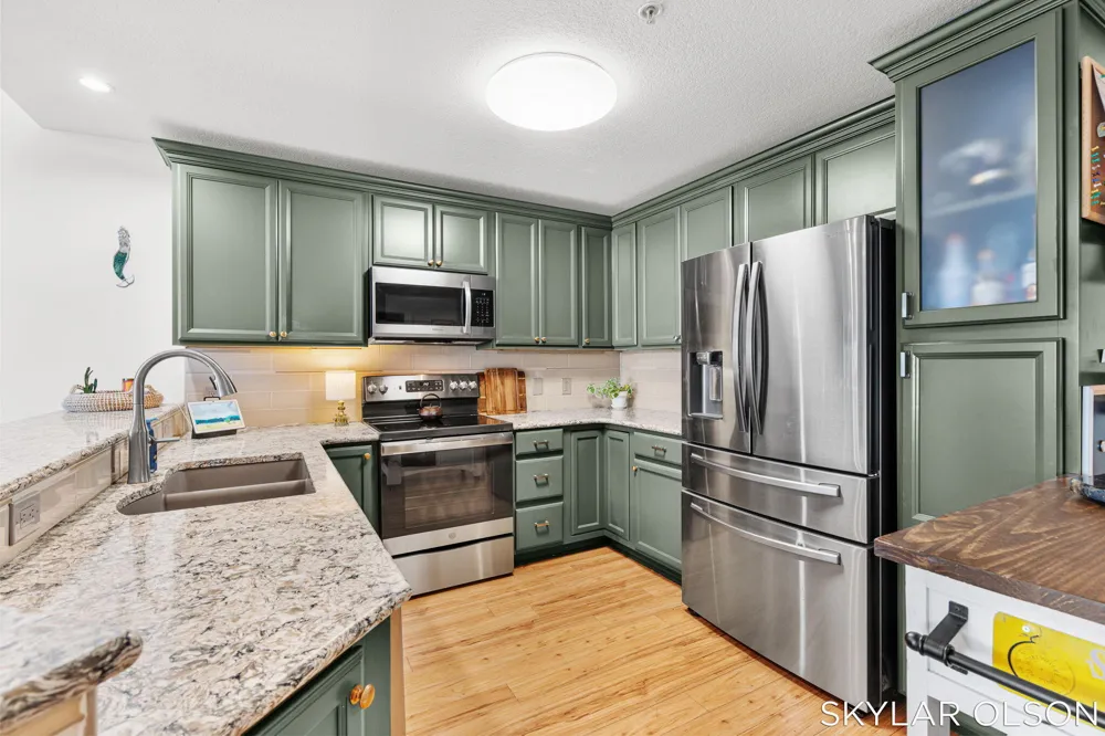 2964 Lakeshore Drive #E701 Muskegon City, MI 49441