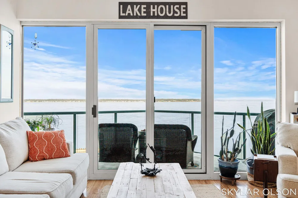 2964 Lakeshore Drive #E701 Muskegon City, MI 49441