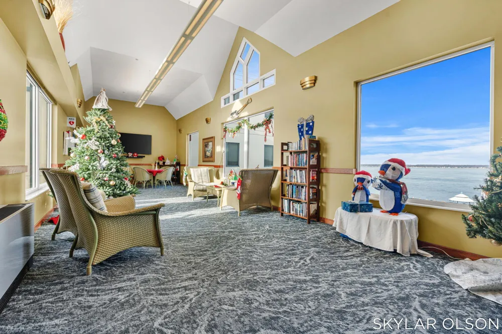 2964 Lakeshore Drive #E701 Muskegon City, MI 49441