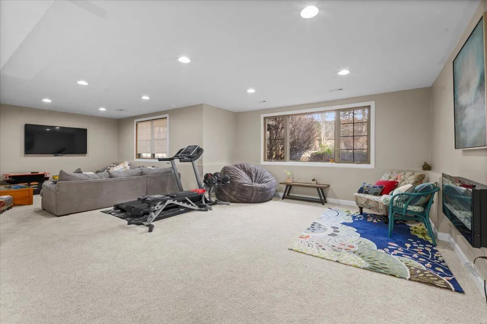 6245 Dublin Drive Morton Township, MI 49346