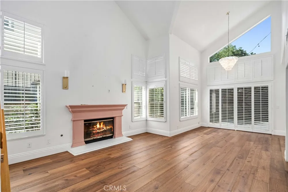 24526 Windsor Drive #A Valencia, CA 91355