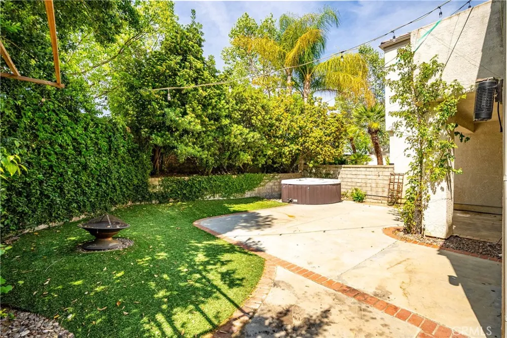 24526 Windsor Drive #A Valencia, CA 91355
